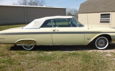 Unknown-Galaxie-500-1962-Yellow-Tan-off-white-15