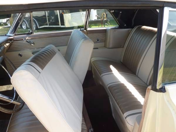 Unknown-Galaxie-500-1962-Yellow-Tan-off-white-3