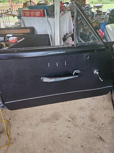 Unknown-Galaxie-500-1963-Black-13