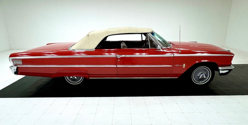 Unknown-Galaxie-500-1963-Rangoon-Red-Red-1