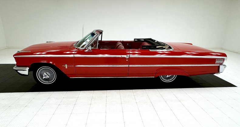Unknown-Galaxie-500-1963-Rangoon-Red-Red-14
