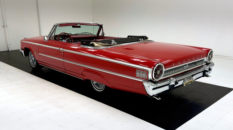 Unknown-Galaxie-500-1963-Rangoon-Red-Red-16
