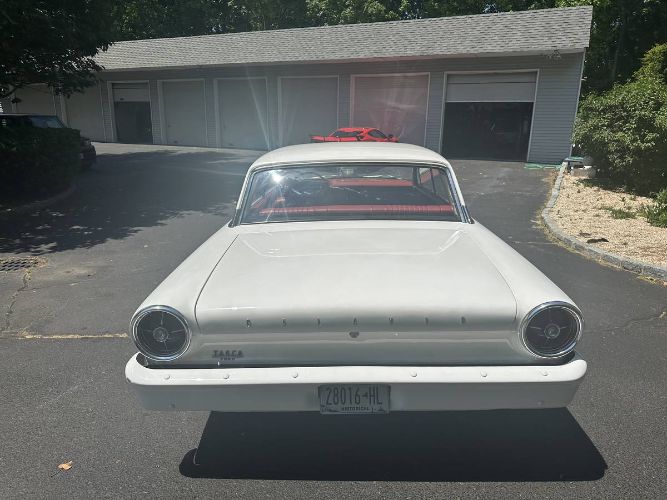 Unknown-Galaxie-500-1963-White-10