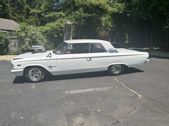 Unknown-Galaxie-500-1963-White-12