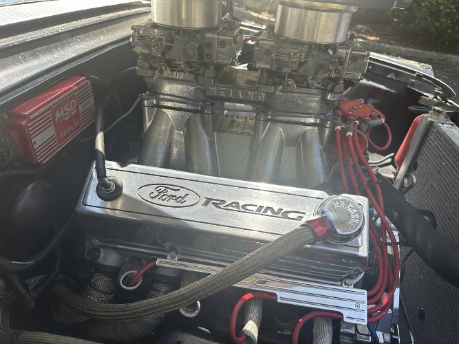 Unknown-Galaxie-500-1963-White-20