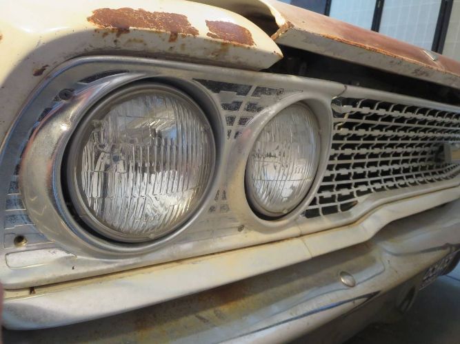 Unknown-Galaxie-500-1963-White-21
