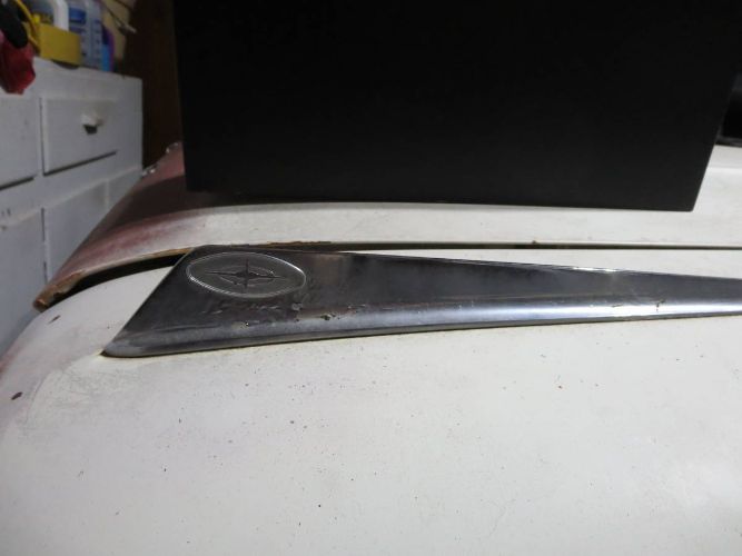 Unknown-Galaxie-500-1963-White-4