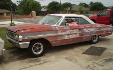 Unknown-Galaxie-500-1964-RedWhite-Red-13