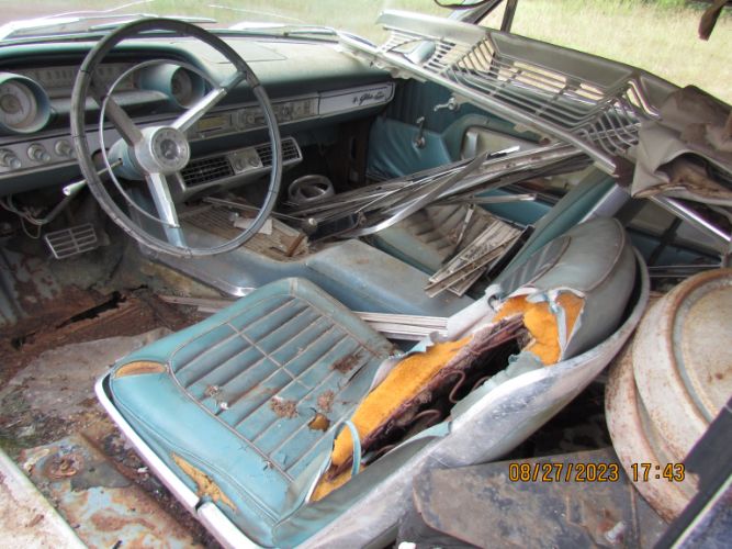 Unknown-Galaxie-500-1964-RedWhite-Red-22