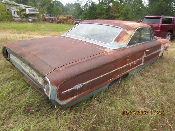 Unknown-Galaxie-500-1964-RedWhite-Red-5