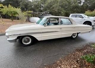 Unknown-Galaxie-500-1964-White-13