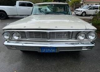 Unknown-Galaxie-500-1964-White