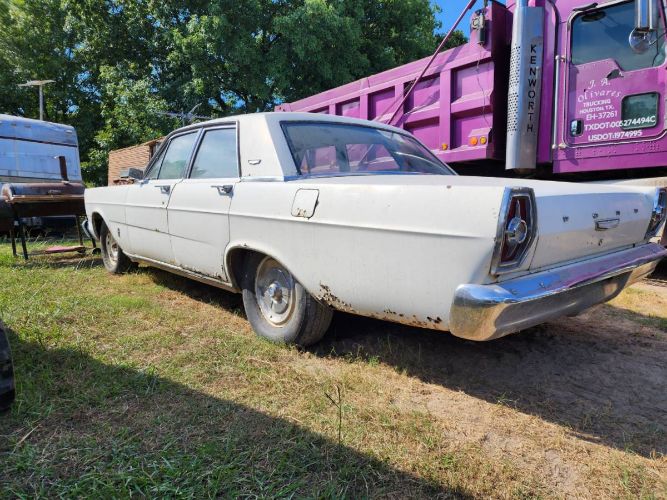 Unknown-Galaxie-500-1965-White-11