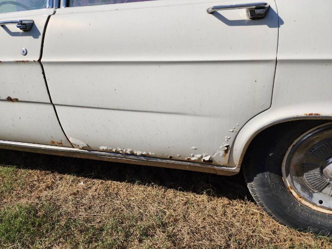Unknown-Galaxie-500-1965-White-18