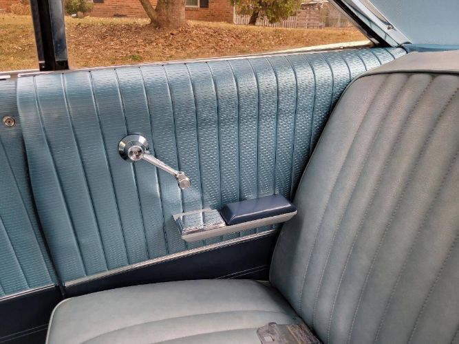 Unknown-Galaxie-500-1966-White-1