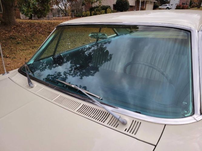 Unknown-Galaxie-500-1966-White-24