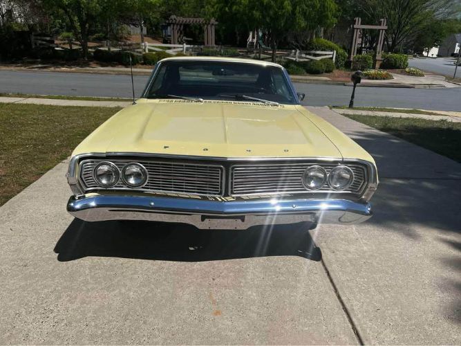 Unknown-Galaxie-500-1968-Yellow-Black-3