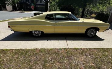 Unknown-Galaxie-500-1968-Yellow-Black