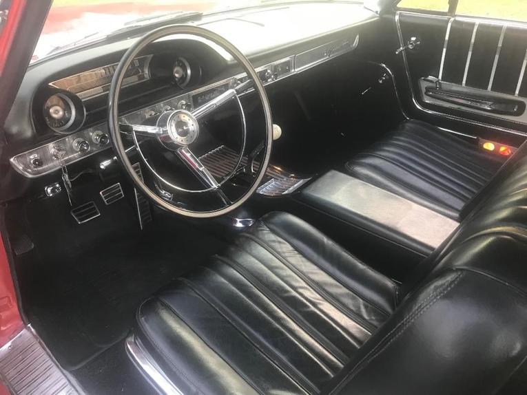 Unknown-Galaxie-500xl-1963-Red-Black-10
