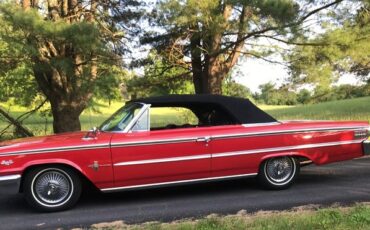 Unknown-Galaxie-500xl-1963-Red-Black-21