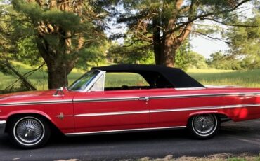 Unknown-Galaxie-500xl-1963-Red-Black-24