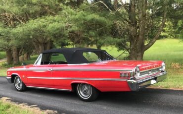 Unknown-Galaxie-500xl-1963-Red-Black-25