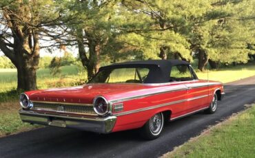 Unknown-Galaxie-500xl-1963-Red-Black-5