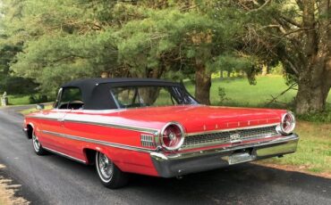 Unknown-Galaxie-500xl-1963-Red-Black-6