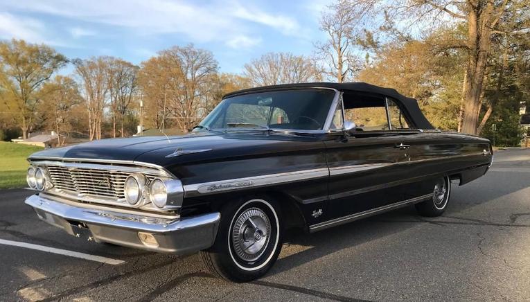 Unknown-Galaxie-500xl-1964-Black-Black