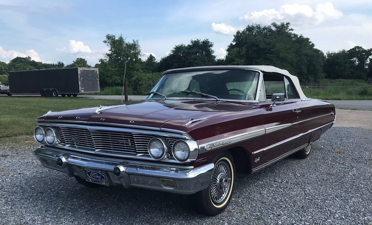 Unknown-Galaxie-500xl-1964-Burgundy-Black-2