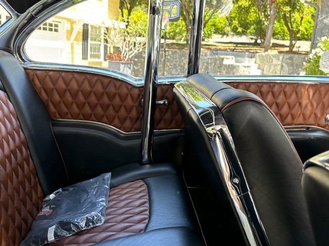 Unknown-Gasser-1955-Black-Brown-14