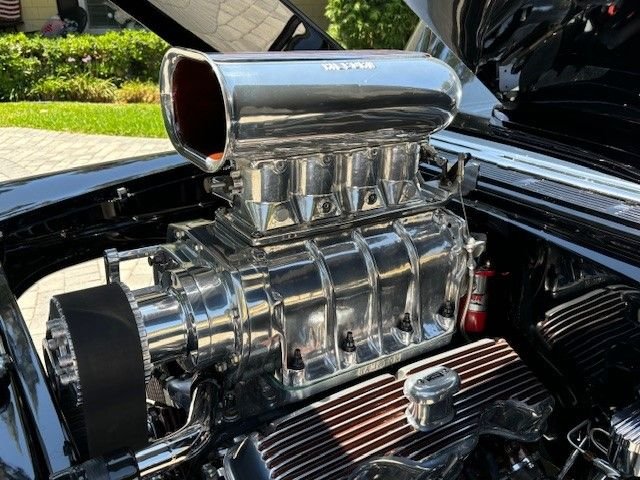 Unknown-Gasser-1955-Black-Brown-15