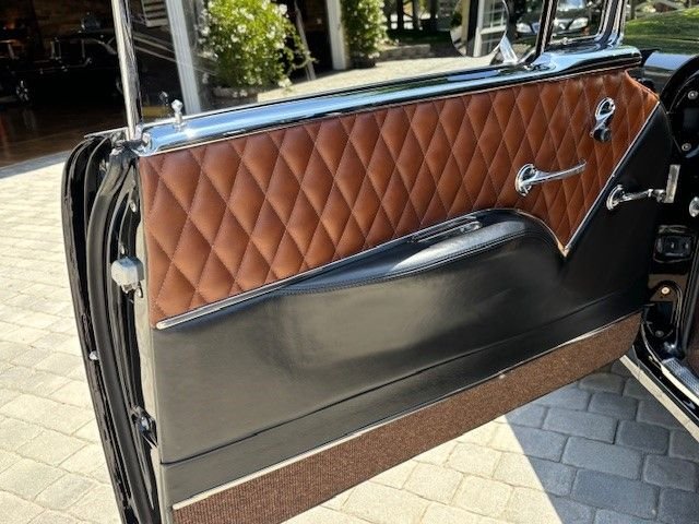 Unknown-Gasser-1955-Black-Brown-27