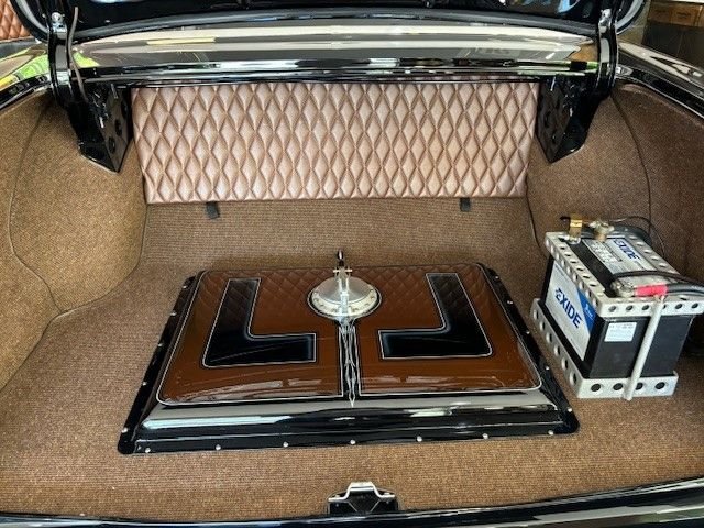 Unknown-Gasser-1955-Black-Brown-29