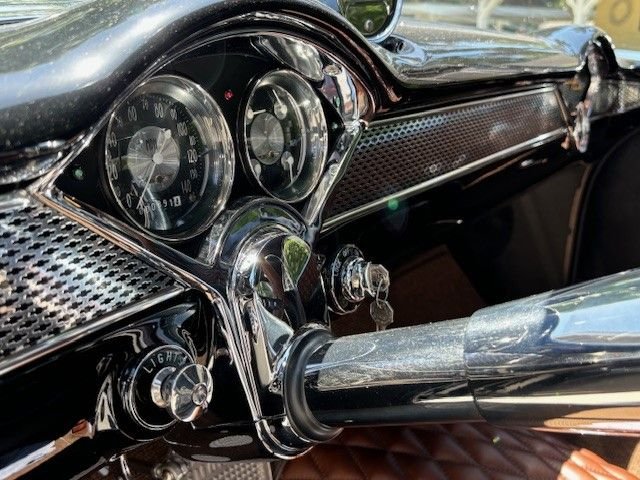 Unknown-Gasser-1955-Black-Brown-7