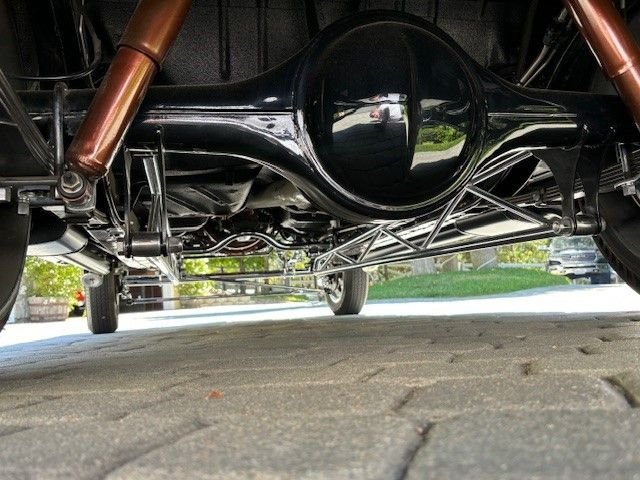 Unknown-Gasser-1955-Black-Brown-8