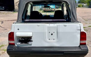 Unknown-Geo-tracker-1995-white-7