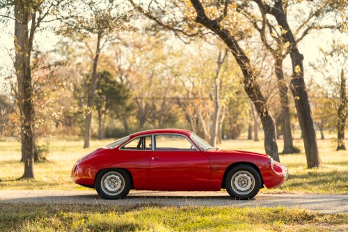 Unknown-Giulietta-1960-Red-RedBlack