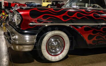 Unknown-Golden-rocket-88-1957-Black-Red-15