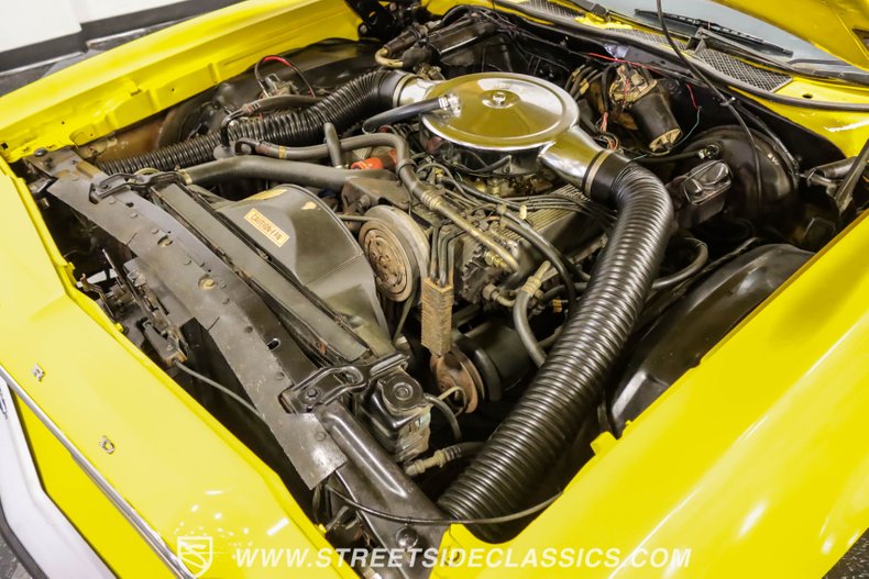 Unknown-Gran-torino-1973-Competition-Yellow-Ginger-37