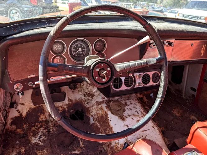 Unknown-Gran-turismo-1962-White-Red-vinyl-13