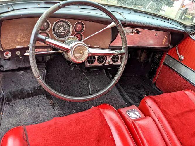 Unknown-Gran-turismo-1962-White-Red-vinyl