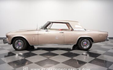 Unknown-Gran-turismo-1963-Gold-Red-1