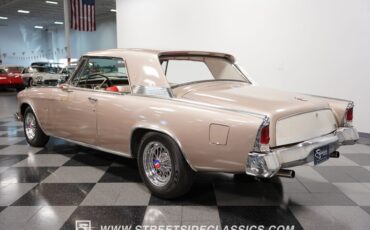Unknown-Gran-turismo-1963-Gold-Red-11