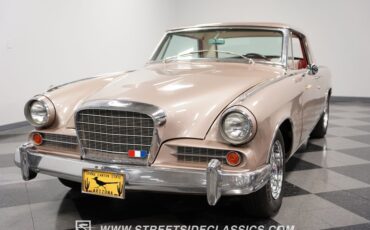 Unknown-Gran-turismo-1963-Gold-Red-22
