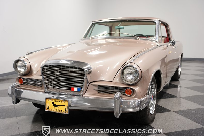 Unknown-Gran-turismo-1963-Gold-Red-22
