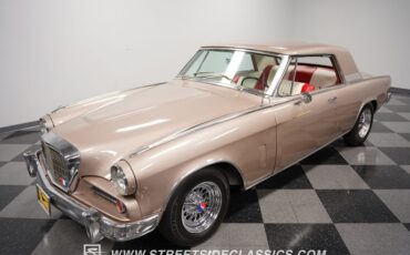 Unknown-Gran-turismo-1963-Gold-Red-23
