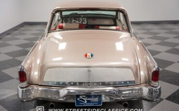 Unknown-Gran-turismo-1963-Gold-Red-27