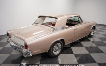 Unknown-Gran-turismo-1963-Gold-Red-28