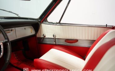Unknown-Gran-turismo-1963-Gold-Red-46